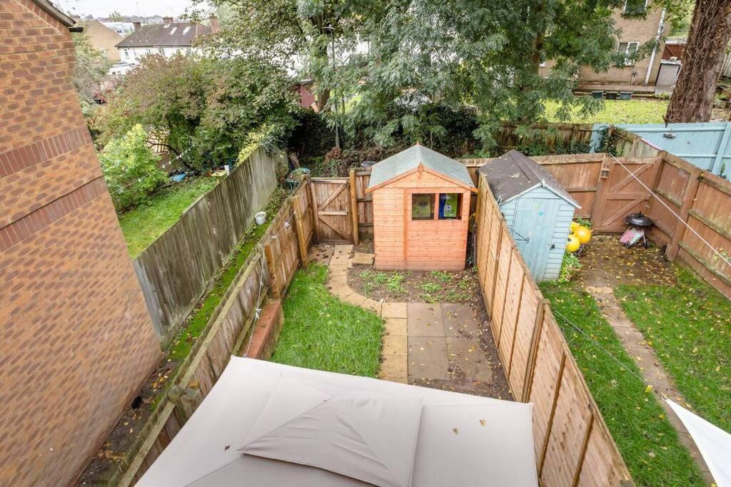 Quiet & Secluded St Albans House Villa Exterior photo