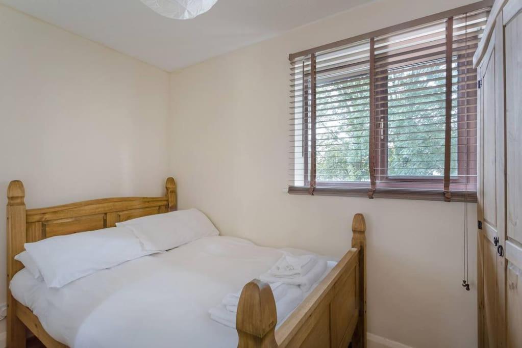 Quiet & Secluded St Albans House Villa Exterior photo